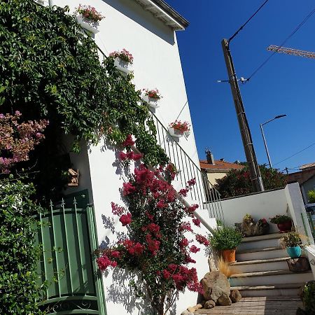 Appartement Duplexe De 1 A 4 Chambres Privees Dans Maison Le Teil Exterior photo